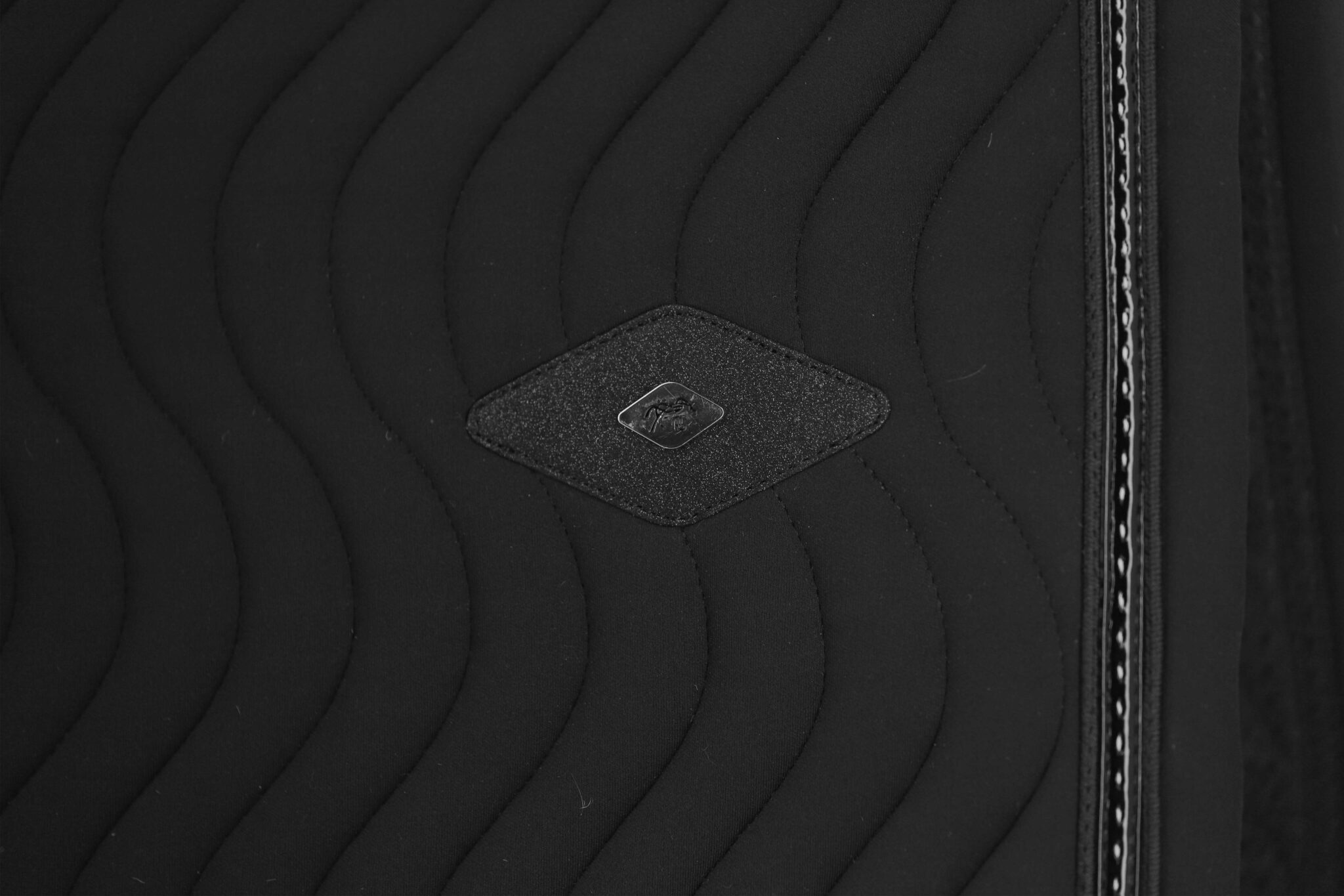 204845302_packshot_3_web